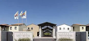 Belvedere Village Cavalcaselle